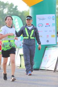 BIB: 
                            <button type="button" onclick="openModal(3651015)" class="btn btn-primary btn-sm float-right btn-popup" data-toggle="modal" data-target=".modal-high-quality">
                        <i class="fas fa-shopping-cart"></i> Add to Cart
                    </button>
                                            <button type="button" onclick="isThisMe(3651015, true)" class="btn btn-success btn-sm float-right btn-popup btn-isme hidden" data-toggle="tooltip" data-placement="bottom" title="นี่คือรูปของคุณใช่ไหม คลิกที่นี่เพื่อเอาเข้าอัลบั้ม">
                        <i class="fas fa-plus"></i> Add to album
                    </button>
                    <button type="button" onclick="isThisMe(3651015, false)" class="btn btn-warning btn-sm float-right btn-popup btn-isnotme hidden">
                        <i class="fas fa-ban"></i> Remove from album
                    </button>